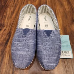 Mens Tom's canvas shoe